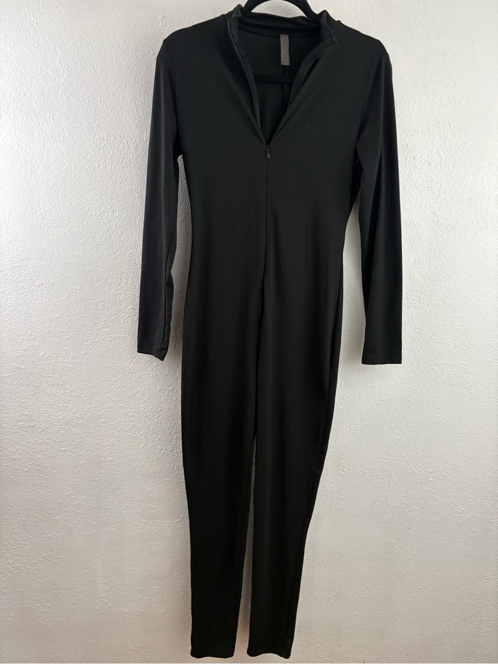 Tresses black long-sleeve jumpsuit stand collar prominent front zipper closure M - Picture 2 of 7